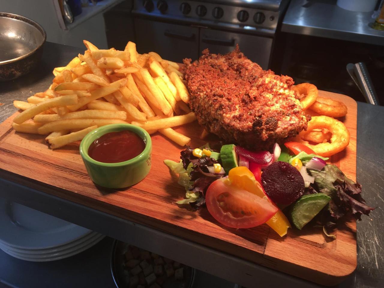 Red Lion Coaching Inn Ellesmere Luaran gambar